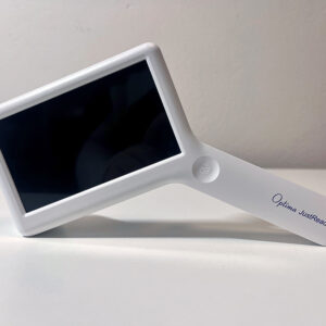 A white rectangular device with a screen with a white smooth handle